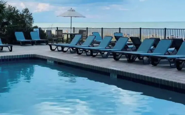 Bluewater Resort 405
