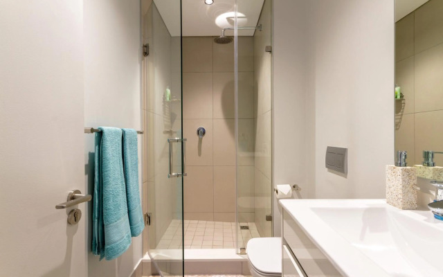 Alimama Spaces: Platinum Oaks Ellipse