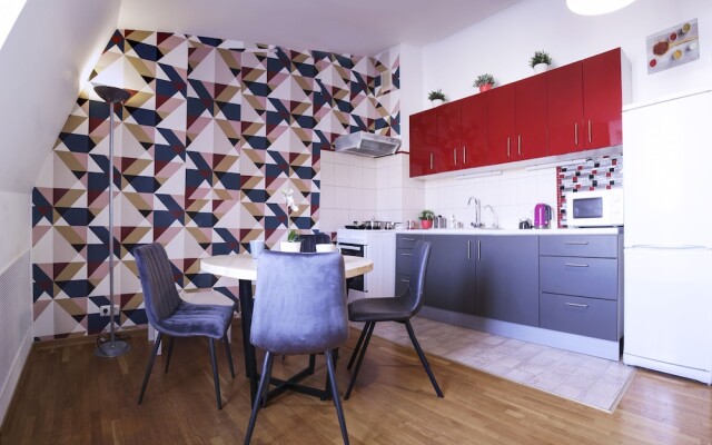 Home4day Central Modern Flat