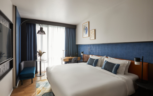 Crowne Plaza Madrid - Centre Retiro by IHG - Image 4