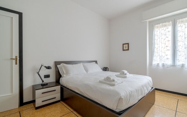 Betti 46 in Rapallo With 1 Bedrooms and 1 Bathrooms