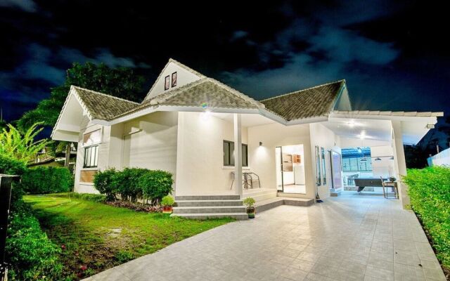 Great Green D Pool Villa