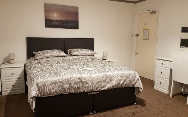 Athol Park Guest House