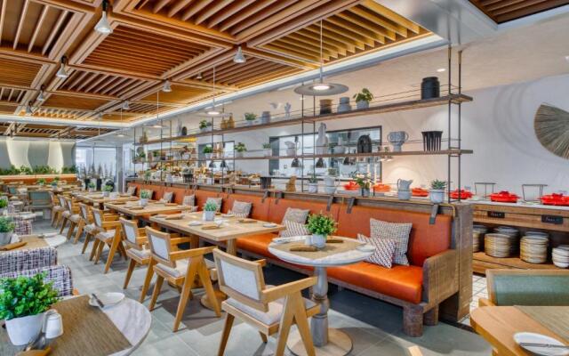 The First Collection Dubai Business Bay