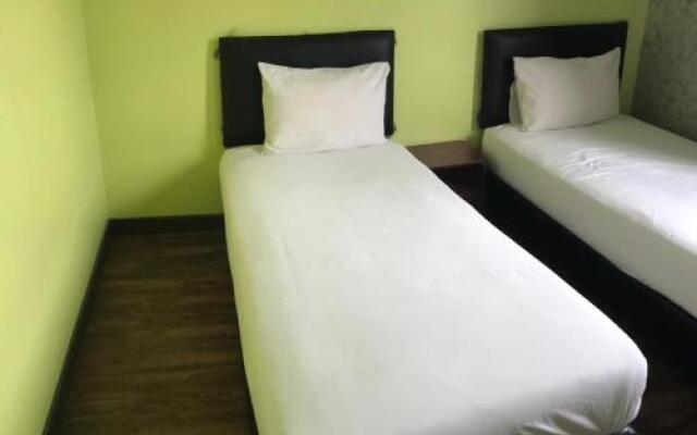 Sarikei Garden Hotel