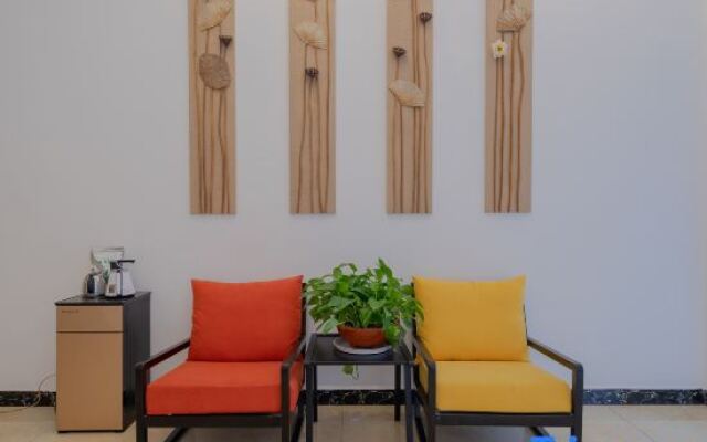 Xiaoshuchuan Riverside View Guesthouse (Zhenyuan Ancient Town)