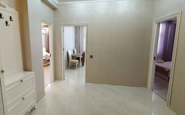 Туристические апартаменты в Баку, B056