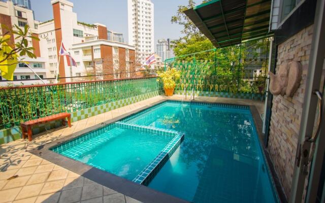 Nida Rooms Sukhumvit Nana Khlong Tei