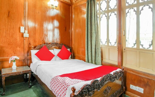 Oyo 14629 Ibrahim Group Of Houseboats