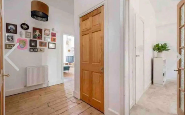 Cosy 2 Bedroom Flat in Edinburgh