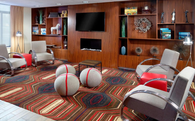 Four Points by Sheraton Nashville Airport
