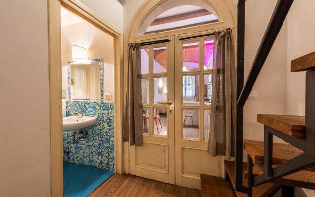 Florence Hideaway by Mmega