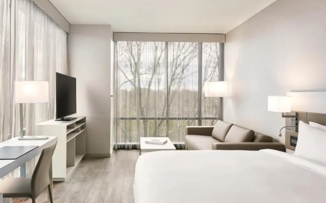 AC Hotel by Marriott Charlotte SouthPark