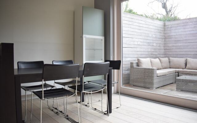 2 Bedroom Home With Private Patio