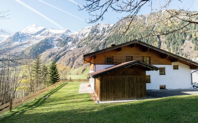 Luxurious Holiday Home In Rauris With Garden