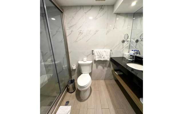 Best Western Plus Urban Larco Hotel