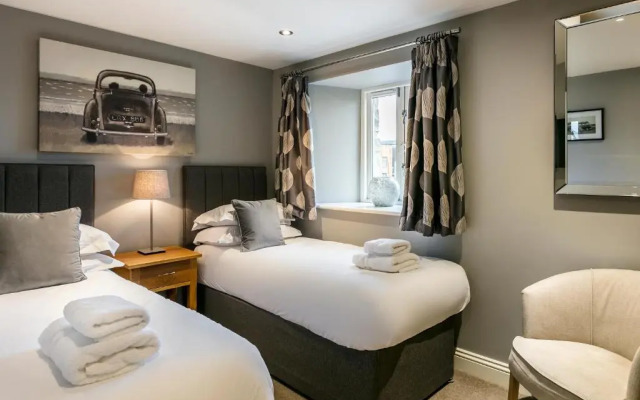The Lodge Rooms @ Carus Green