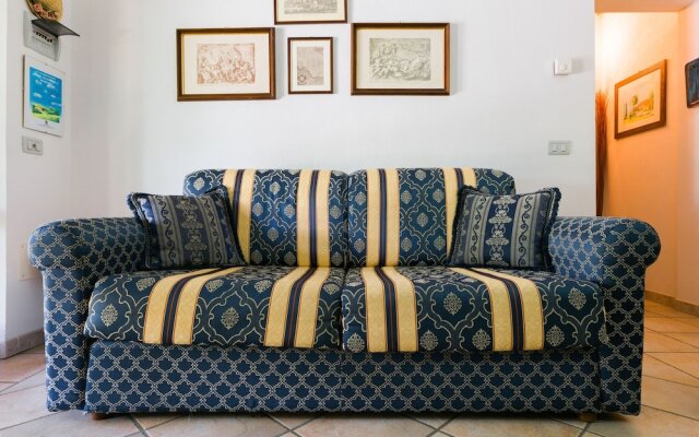 Farmhouse with Spacious Garden in the Maremma Region, Near the Sea