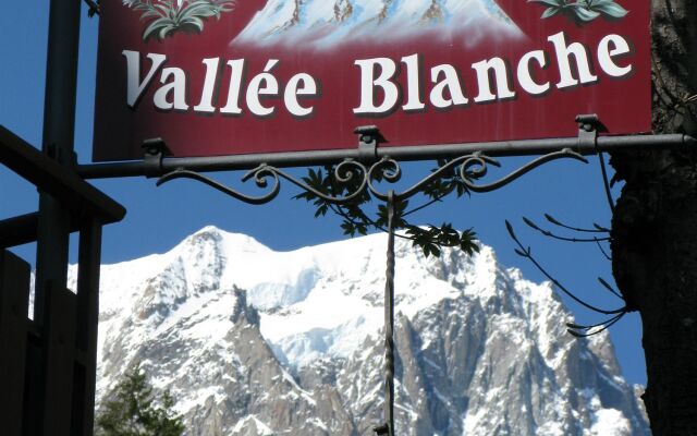 Hotel La Vallee Blanche