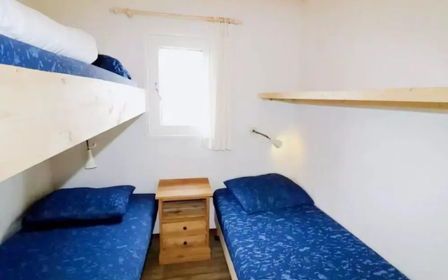 Restful Dune Chalet in Hollum Between Golf Course and Beach