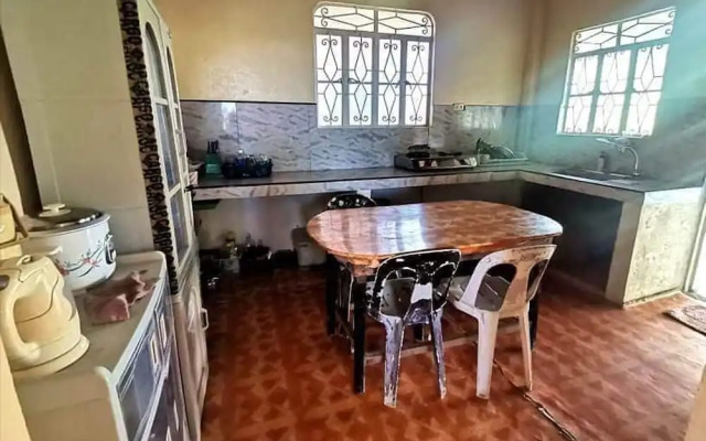 Albert'S Transient House