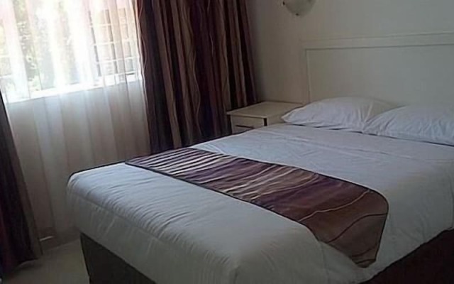 Royal Ushaka Hotel Seaview