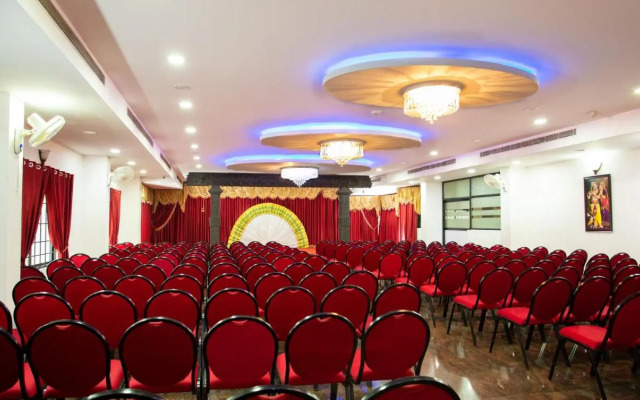Chandana Inn