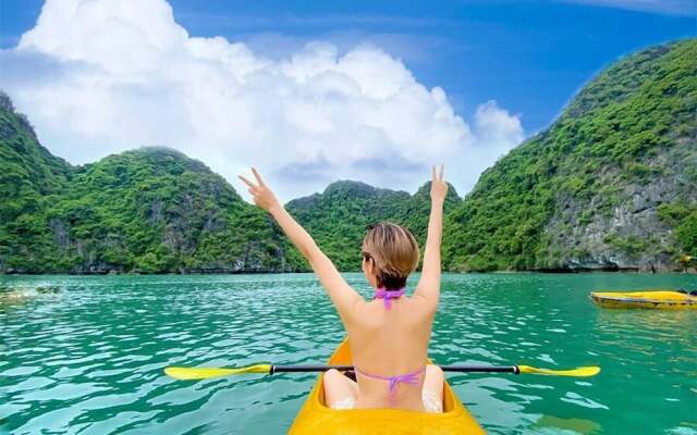 Era Premium Cruises Halong