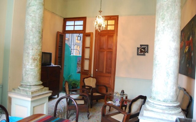 Hostal Casa Canda