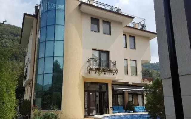 Hotel Zornitsa