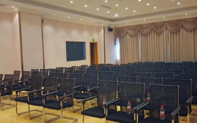 Vienna Hotel(Nanxiong Shidai Guangchang Branch)
