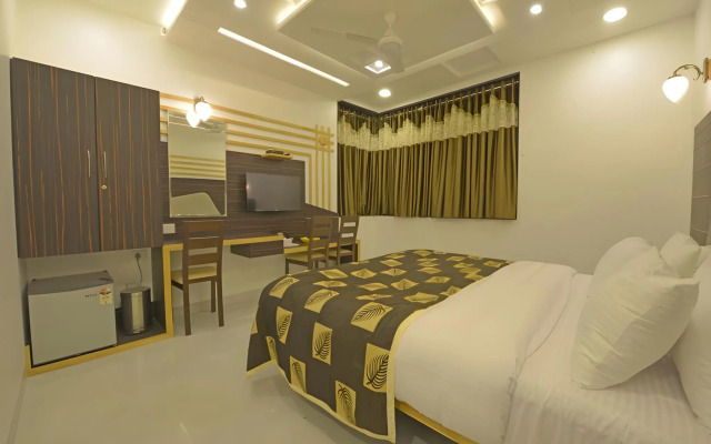 Hotel J P International