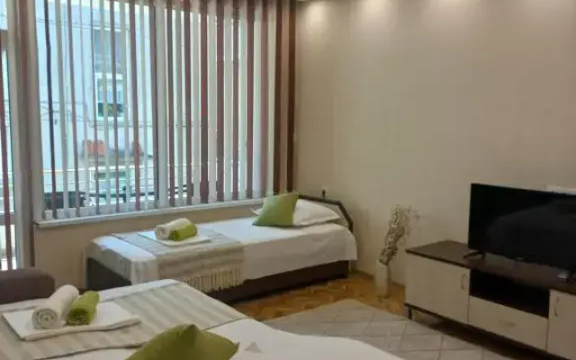 Inter Apartments