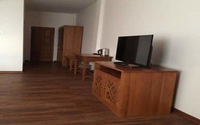 Grand Ngwe Saung Resort