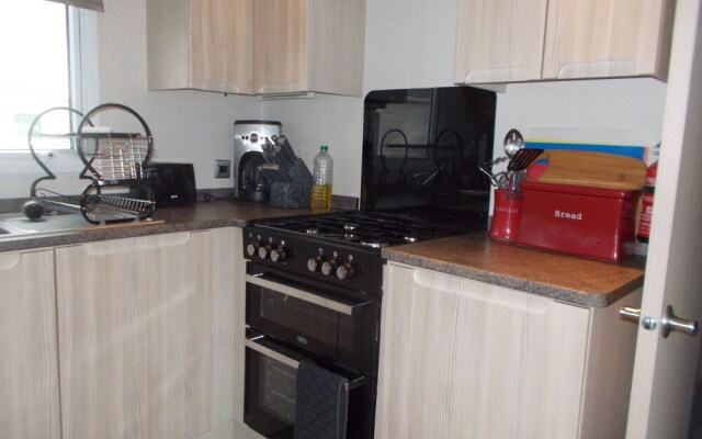 Stunning 3-bed Caravan in Abergele