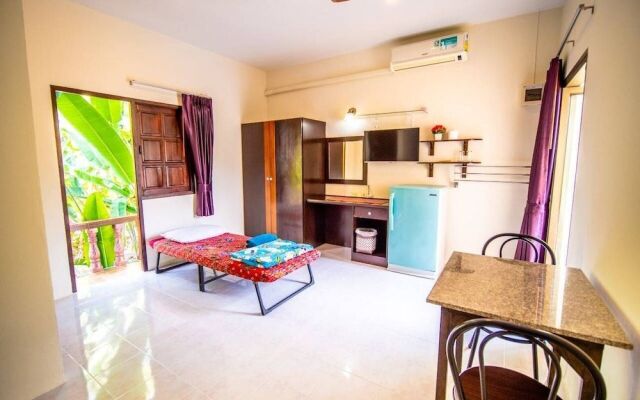 Baan Muchshima Hostel Phuket