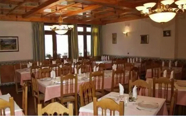 Hostal Las Grullas