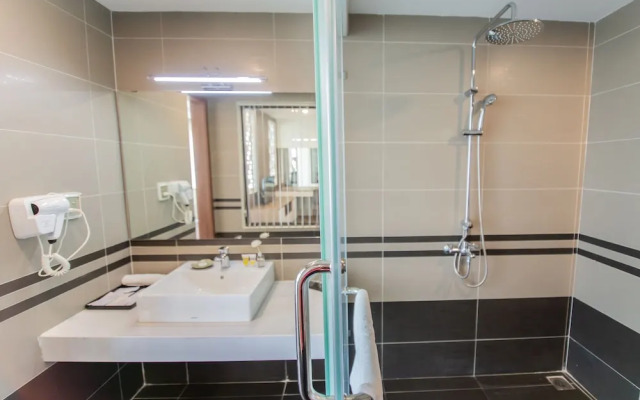 THC Holiday Hotel Sam Son