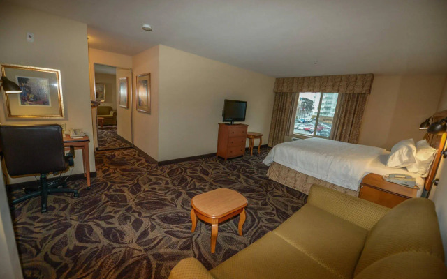 Hampton Inn & Suites Bremerton
