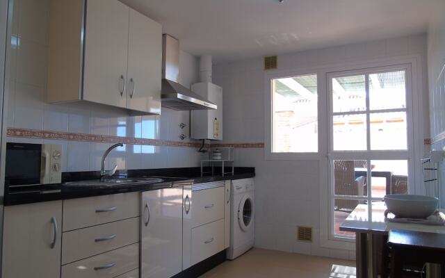 A&N Baviera Luxury - Three Bedroom Apartment, Sleeps 6