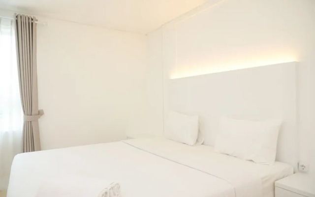 Modern And Homey 2Br At Mt Haryono Square Apartment