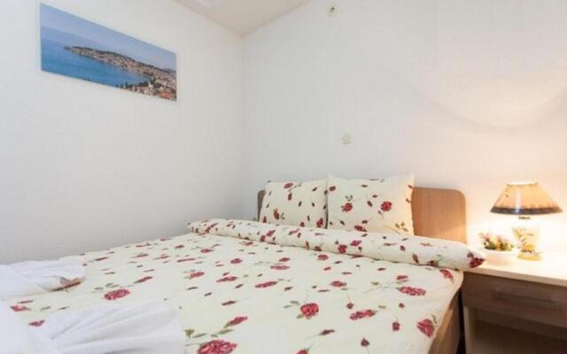 Apartments Tomic