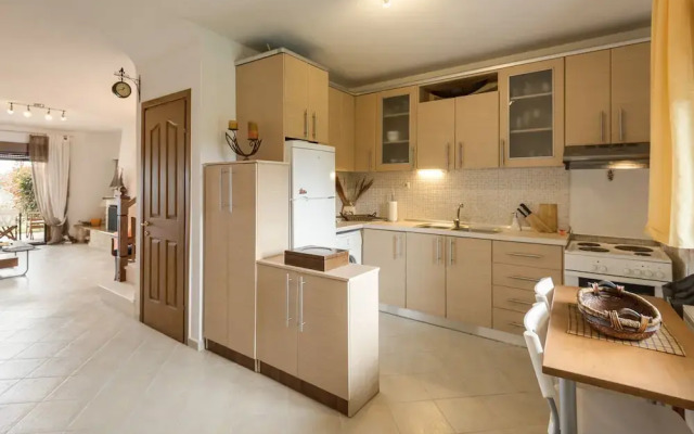 Beachside Haven, Poolside Serenity & Sunset Magic