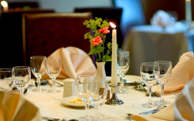 Metropole Hotel and Spa