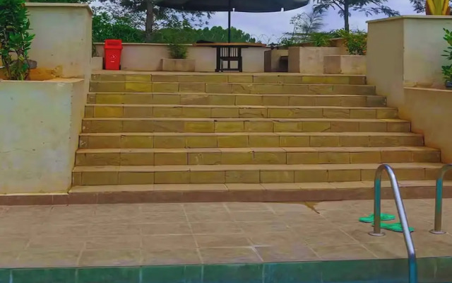 Lavish Apartment With Swimming Pool Ongata Rongai