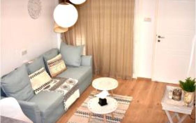 T4 - Space Renovated with Love and Sea