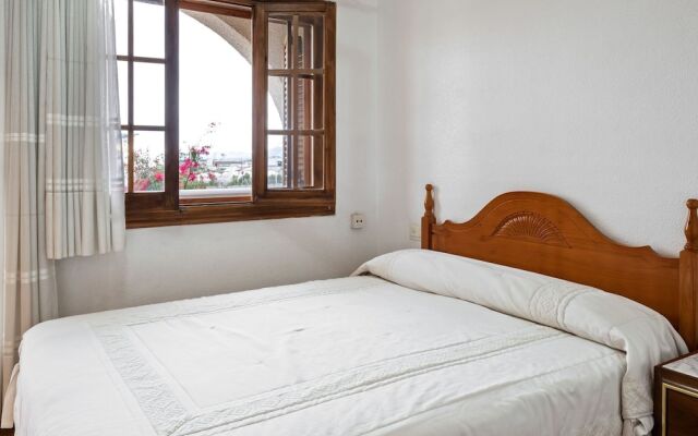 Graceful Bungalow in Santa Pola near Sea