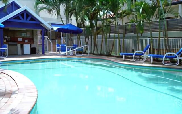 Budds Beach Apartments