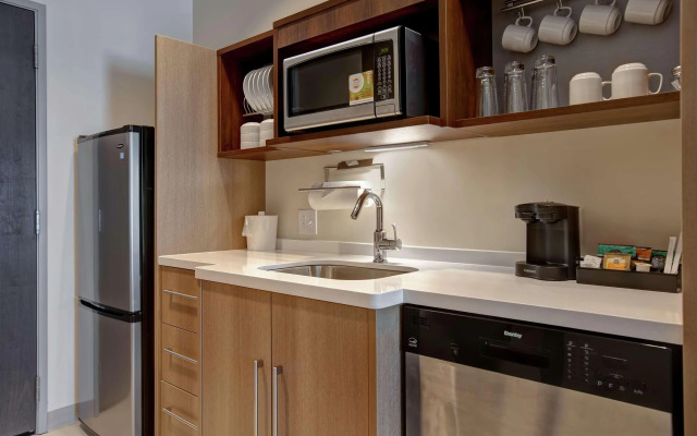 Home2 Suites by Hilton Charlotte Uptown, NC