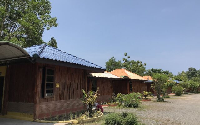 Taweesuckkittiya Resort